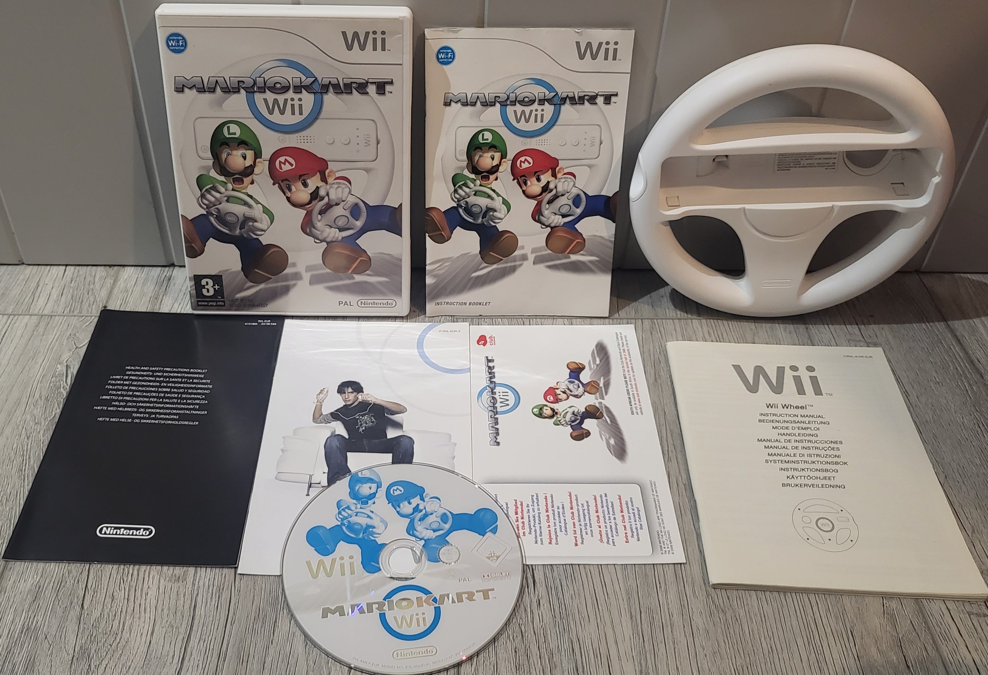 Mario Kart WII Boxed with Controller & Manual Wii (B) – Retro