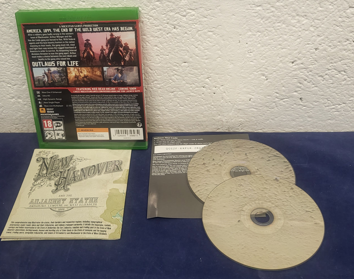 Red Dead Redemption II with Map Microsoft Xbox One