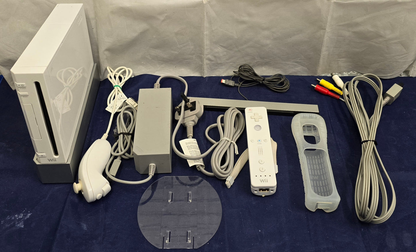 White Nintendo Wii Console