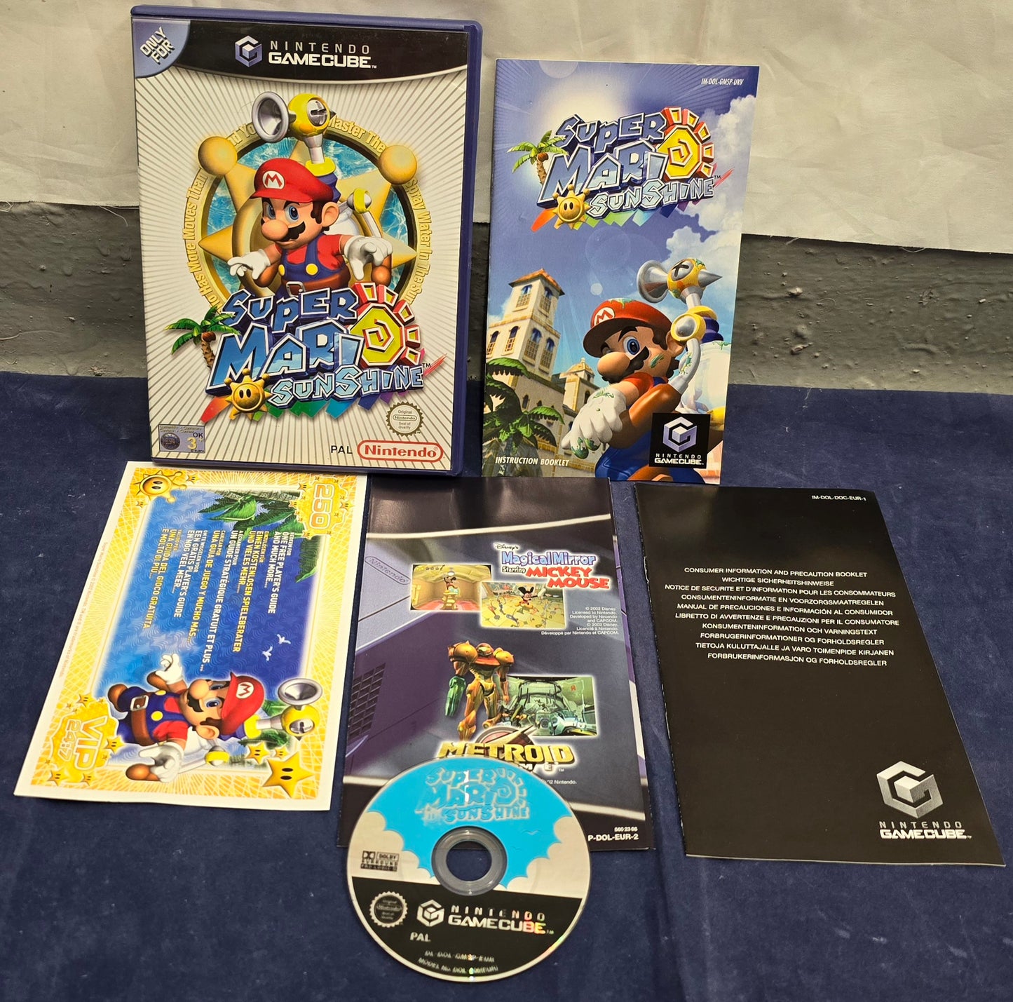 Super Mario Sunshine Nintendo GameCube Game