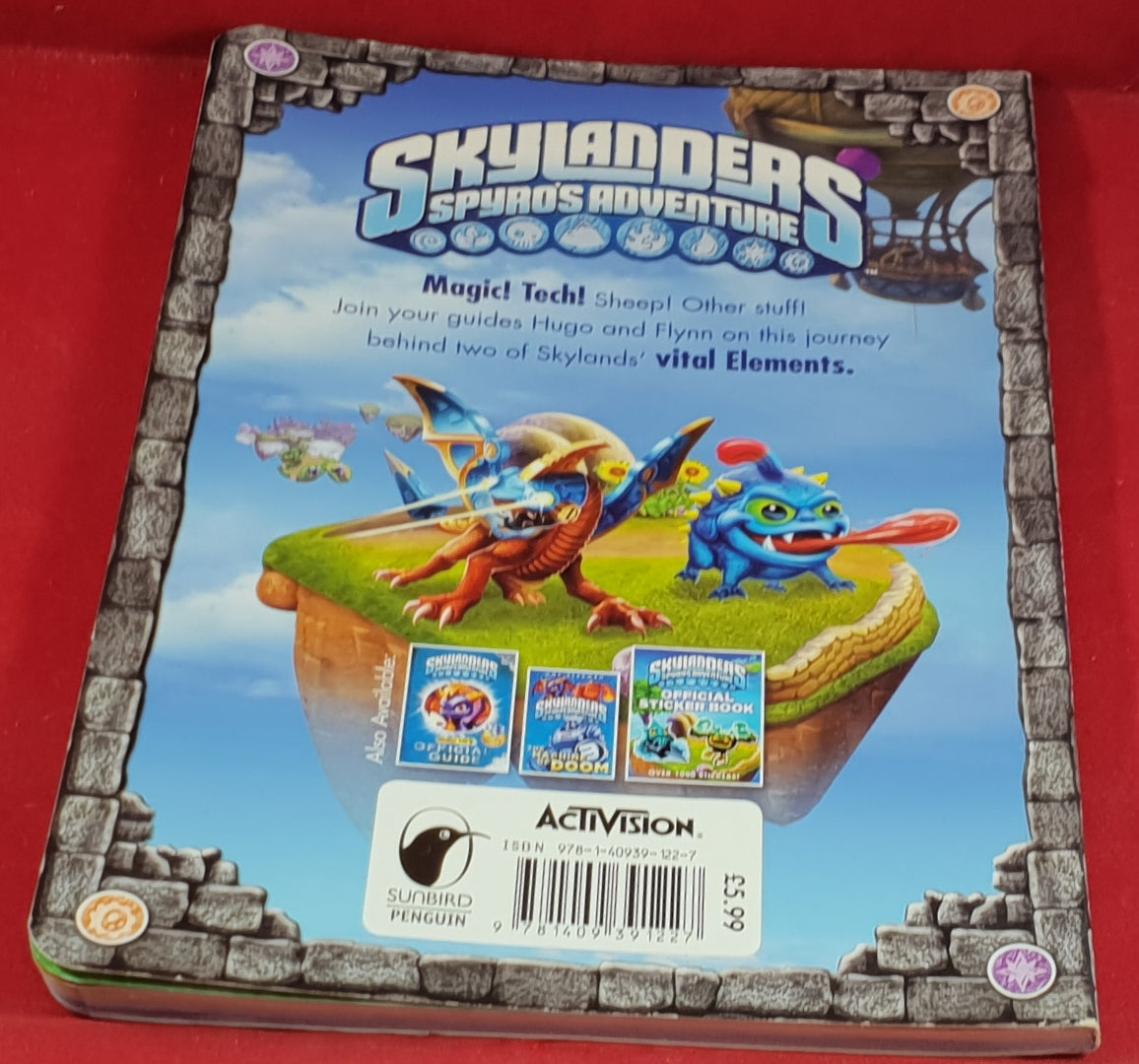 Skylanders Spyro's Adventure Magic & Tech Book