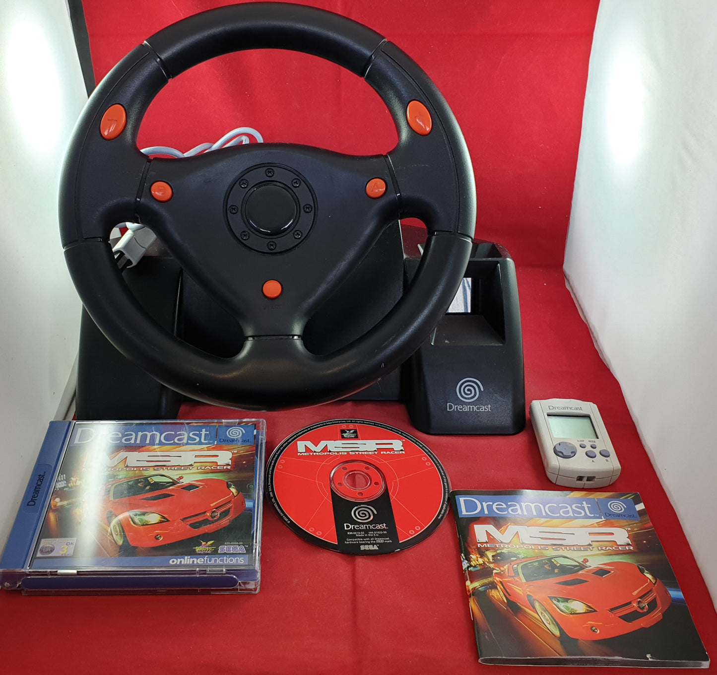 Sega Dreamcast Racing Wheel Accessory with VMU & Metropolis Street Racer