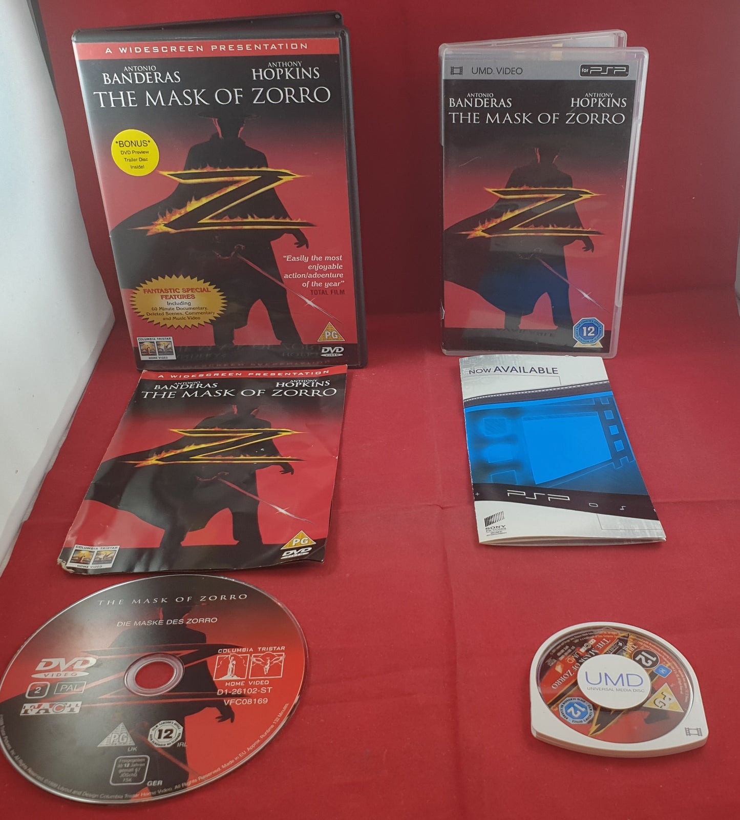 The Mask of Zorro DVD & PSP UMD