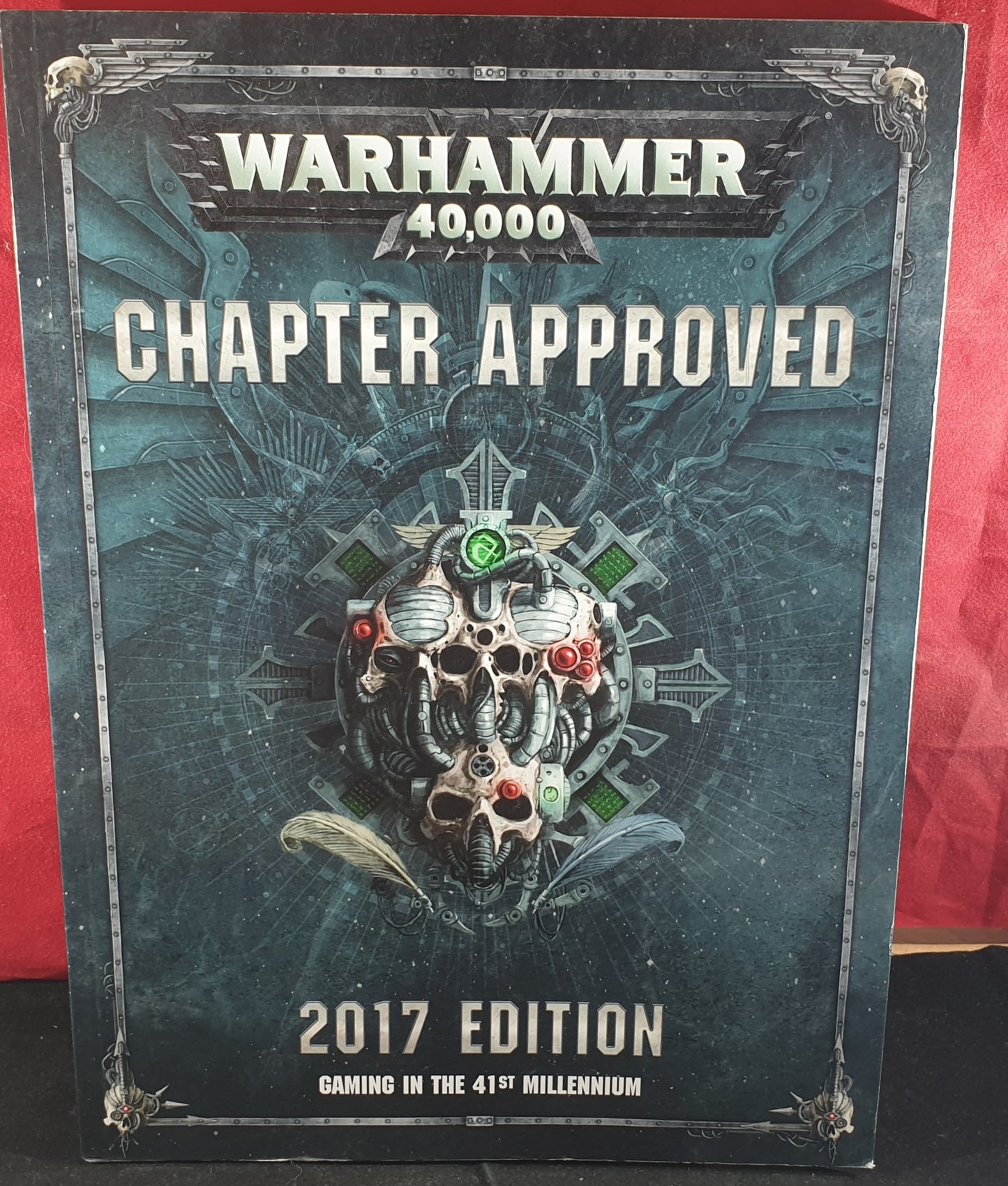 Warhammer 40,000 Chapter Approved 2017 Edition RARE Book