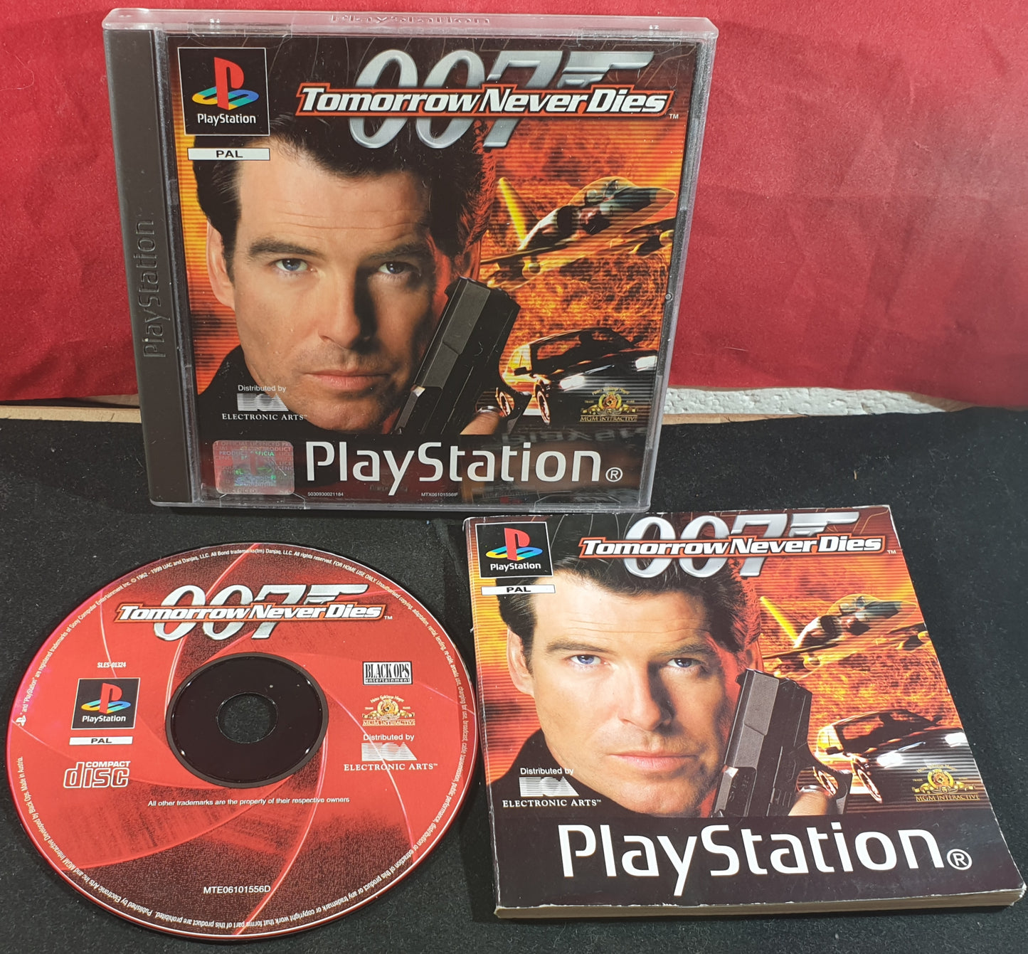 Tomorrow Never Dies with RARE Front Inlay & Fat Manual Sony Playstation 1 (PS1) Game