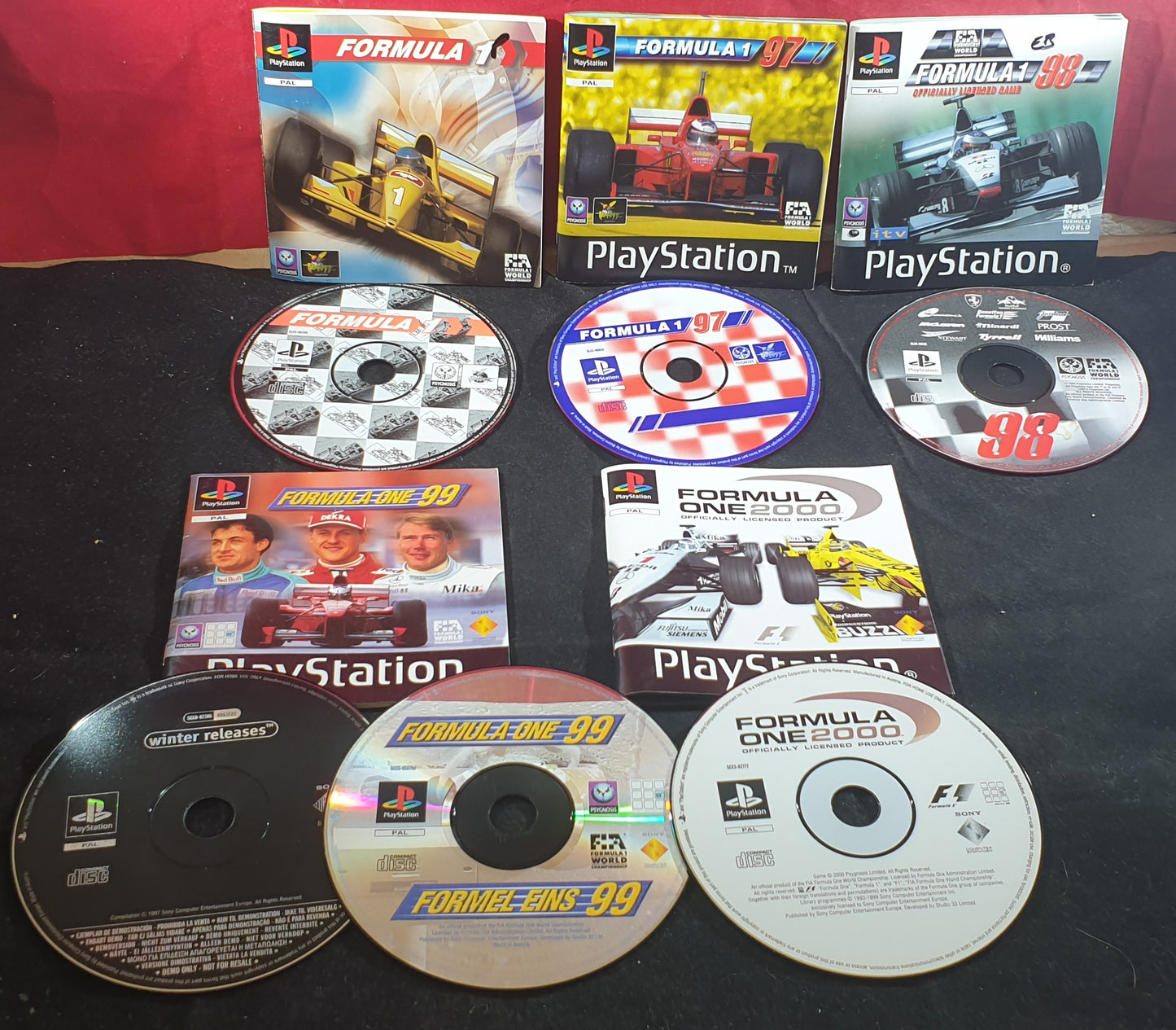 Formula 1 96 - 2000 Sony Playstation 1 (PS1) Game Bundle