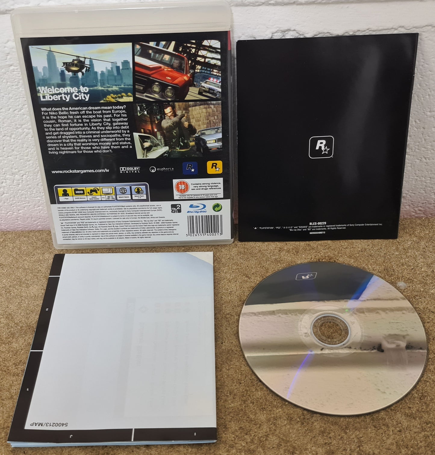 Grand Theft Auto IV with Map Black Label Sony Playstation 3 (PS3) Game