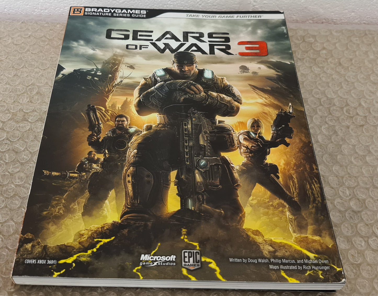 Gears of War 3 Strategy Guide Book