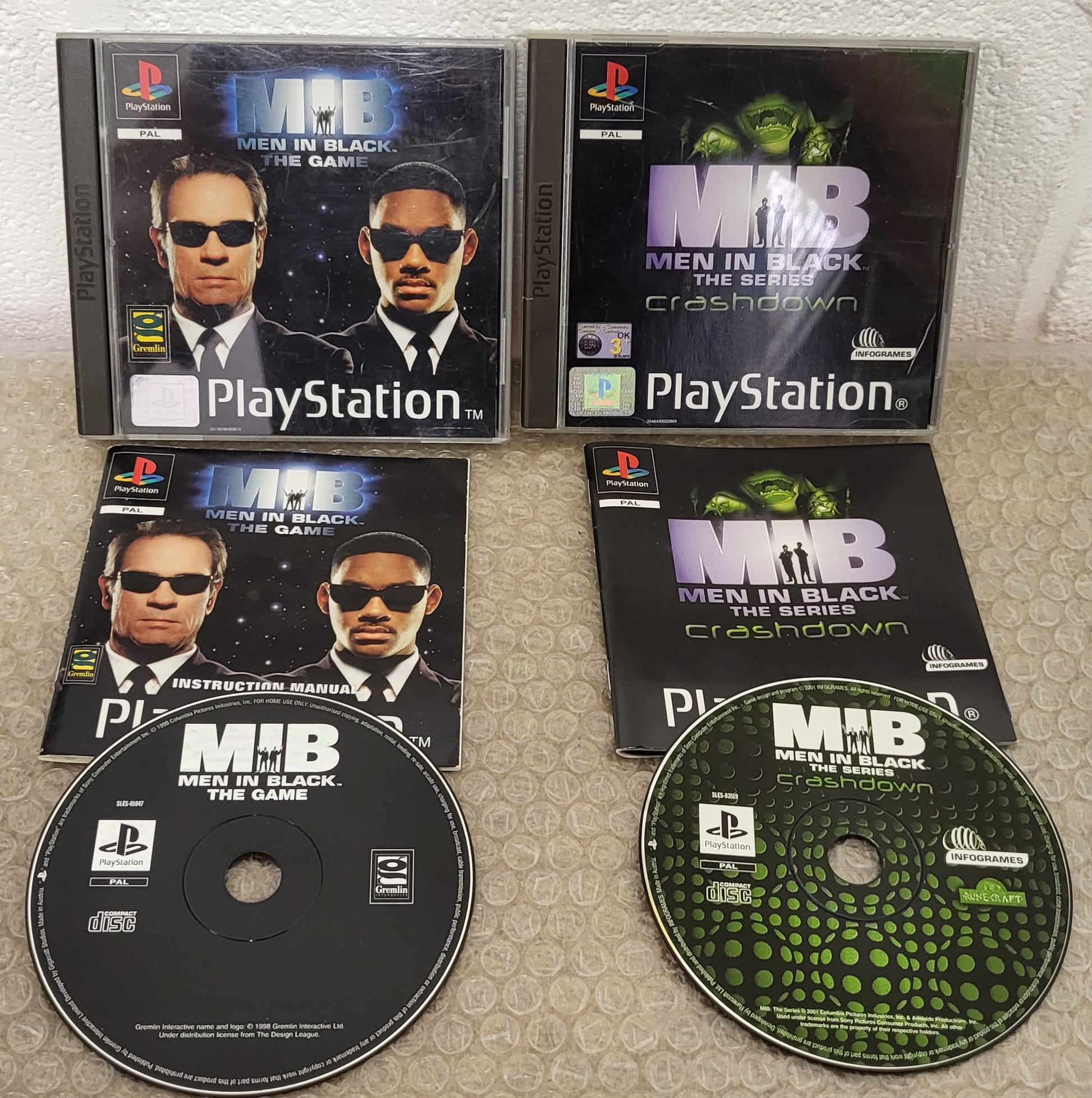 Men in Black & Men in Black Crashdown Sony Playstation 1 (PS1) Game Bundle