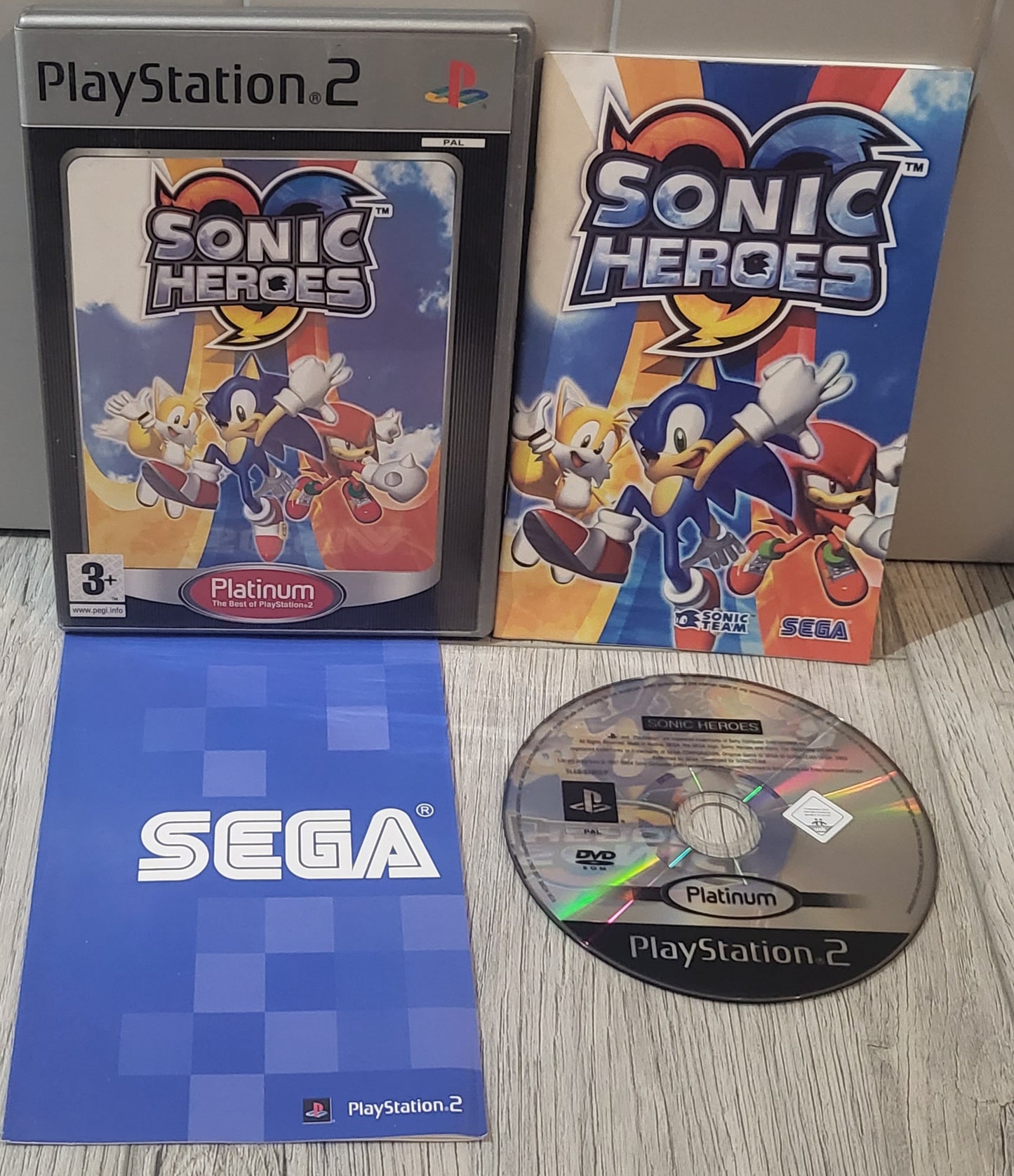 Sonic Heroes Platinum Sony Playstation 2 (PS2) Game